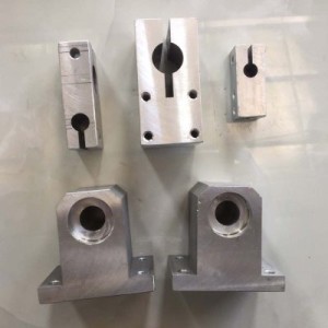 Cắt dây cnc thumb